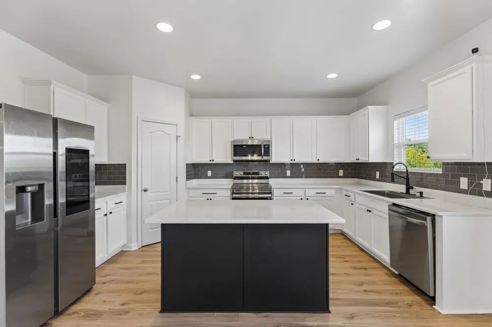 2247 Bee Hive Dr Columbia, TN 38401