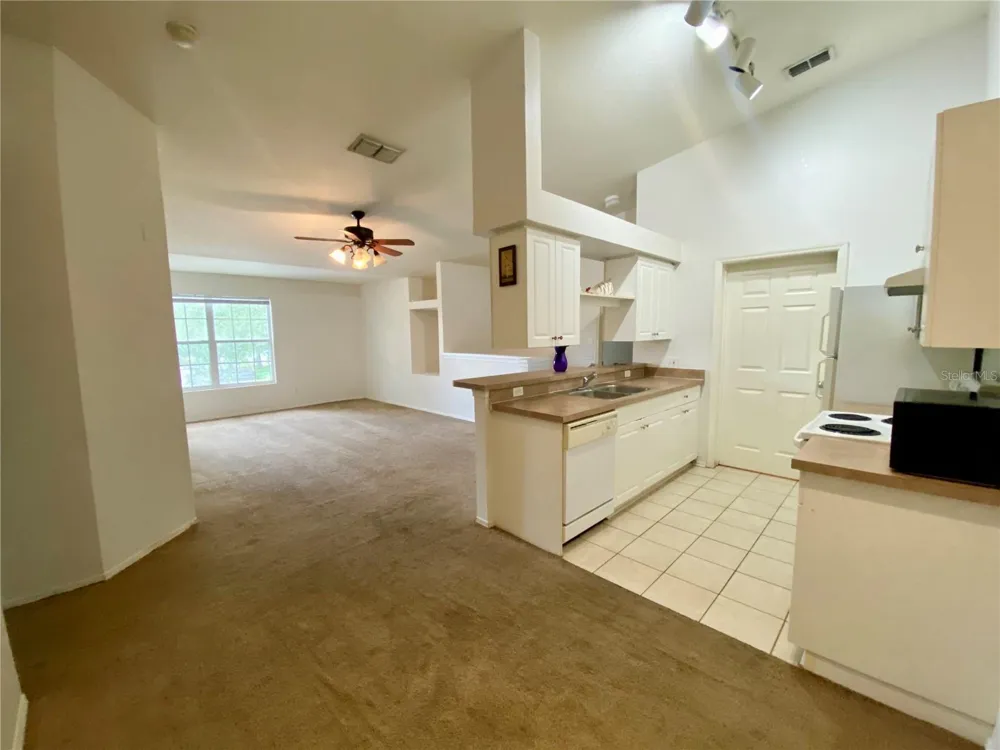 36101 DEER CREEK DRIVE #202 Zephyrhills, FL 33541