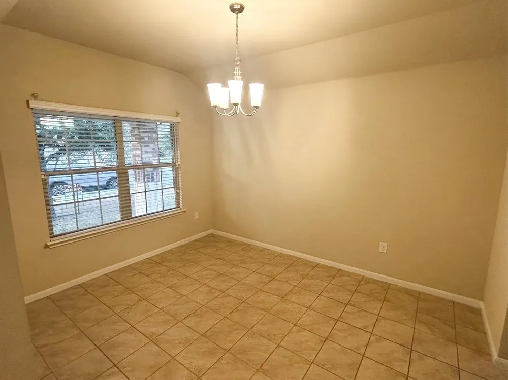 608 Kaluga Trail Leander, TX 78641