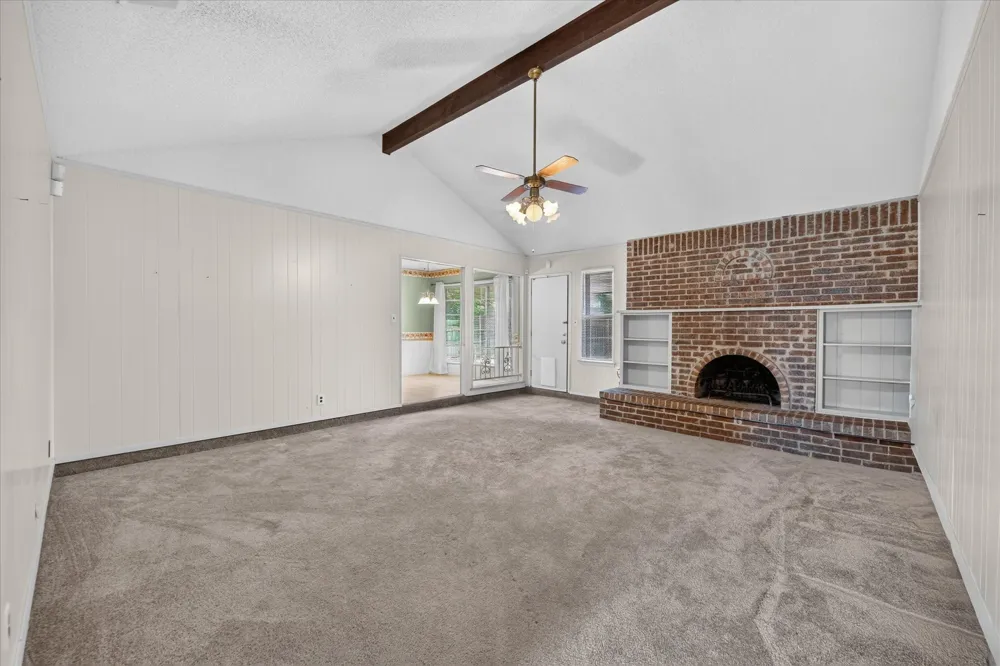 1617 Bent Oak Drive Bedford, TX 76021