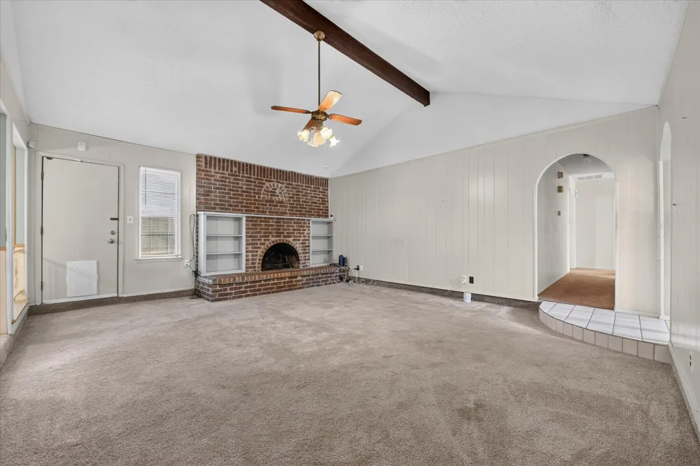 1617 Bent Oak Drive Bedford, TX 76021