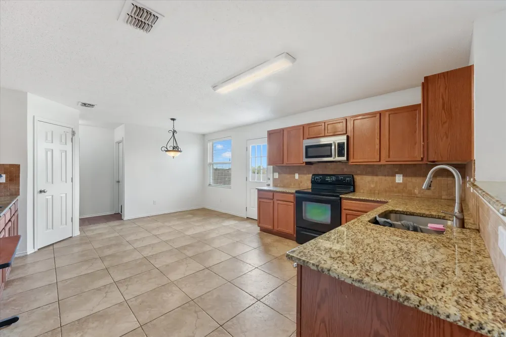 715 Odenville Drive Wylie, TX 75098