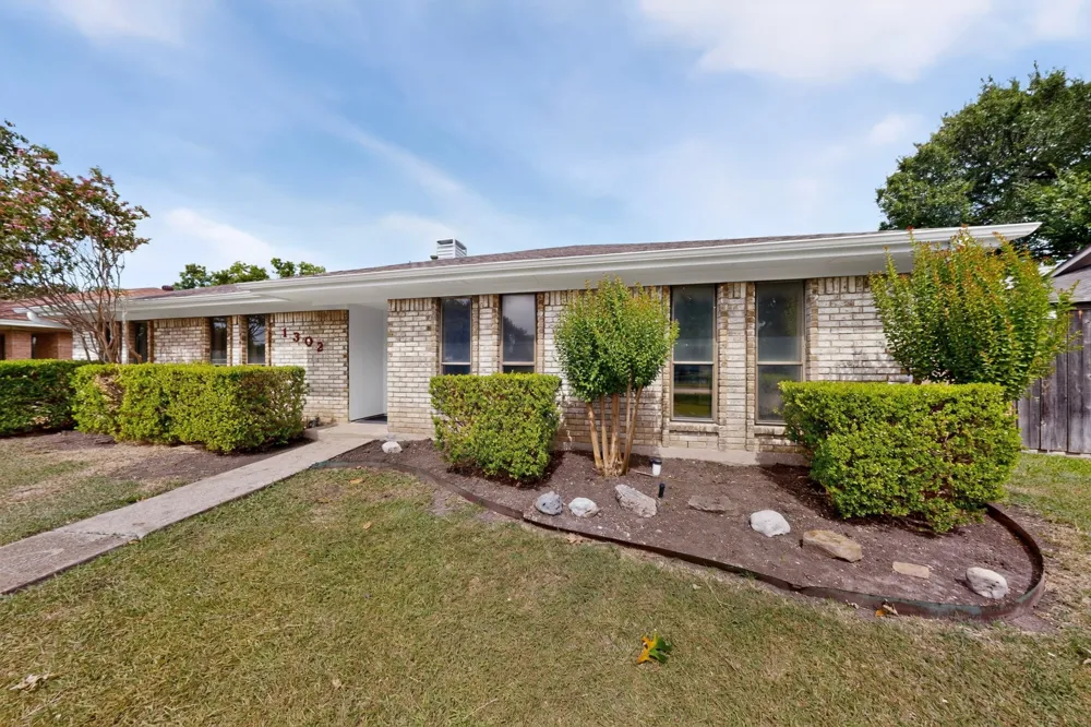 1302 Yale Boulevard Richardson, TX 75081