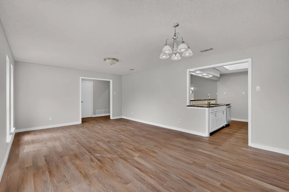 1302 Yale Boulevard Richardson, TX 75081