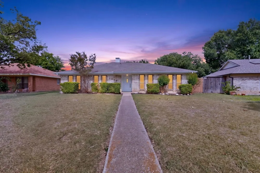 1302 Yale Boulevard Richardson, TX 75081