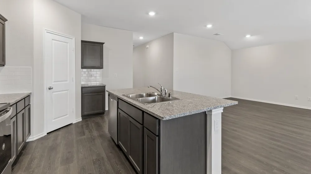 3037 Hidden Valley Drive Lindale, TX 75771