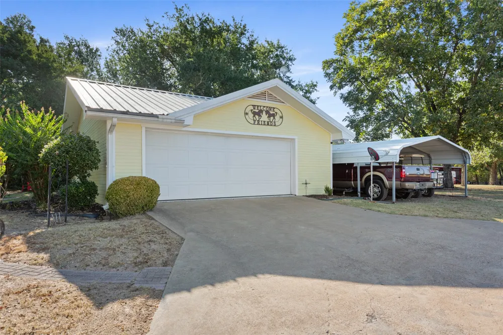 420 E US Highway 84 Fairfield, TX 75840
