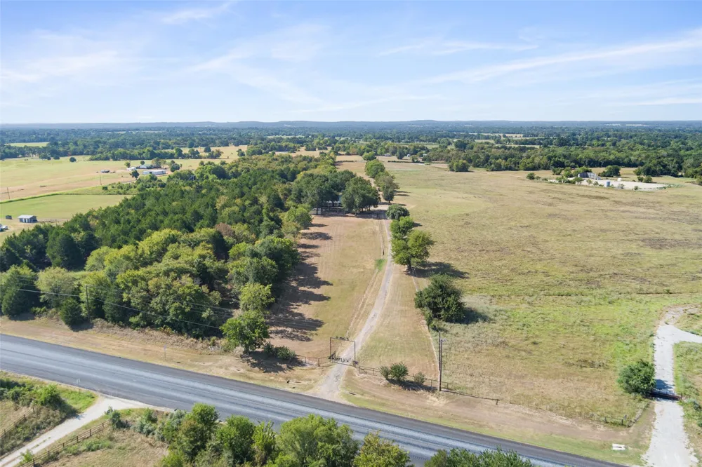 420 E US Highway 84 Fairfield, TX 75840