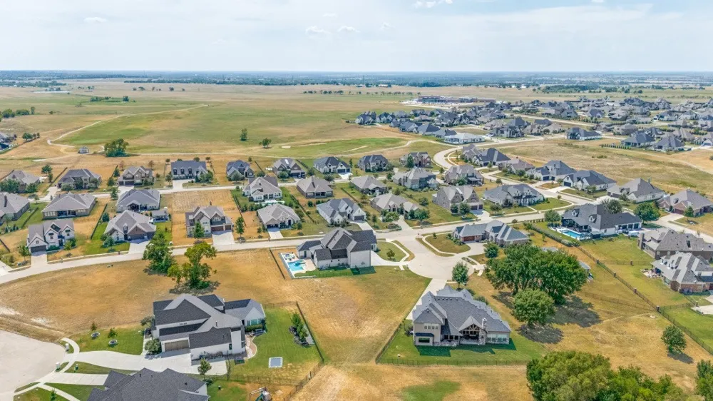 1204 Quail Creek Court Gunter, TX 75058