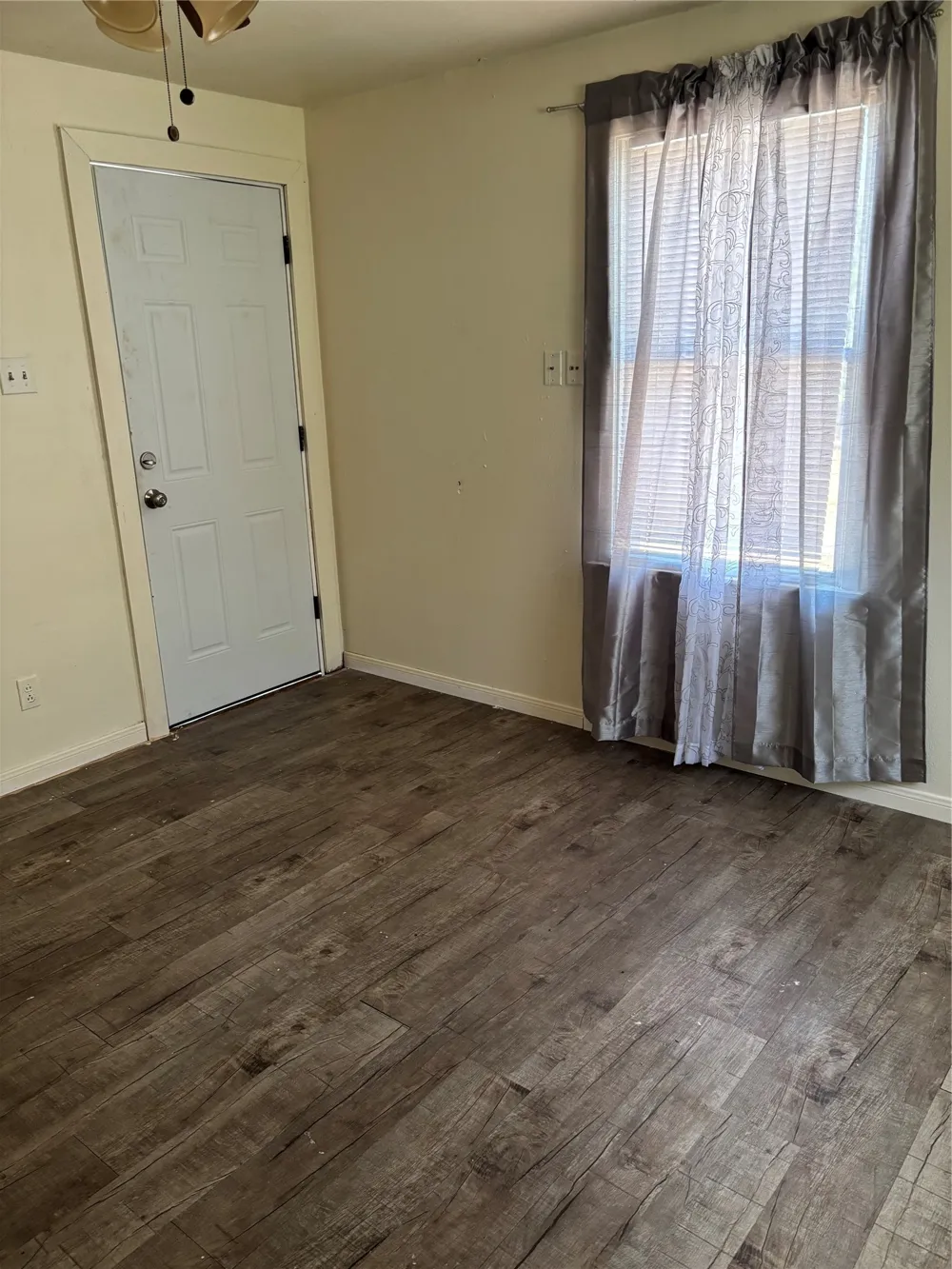 1926 Sewell Abilene, TX 79605