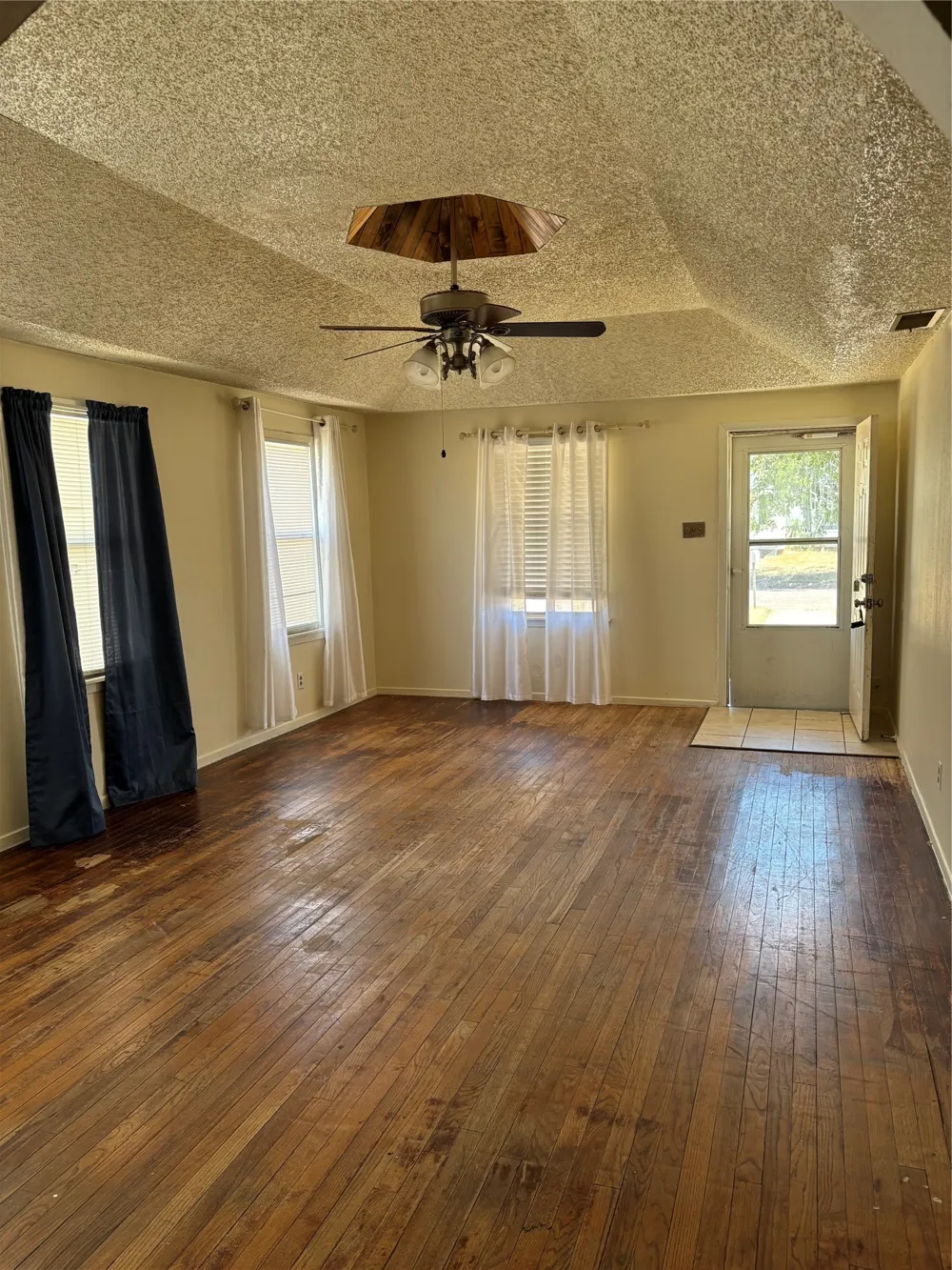 1926 Sewell Abilene, TX 79605