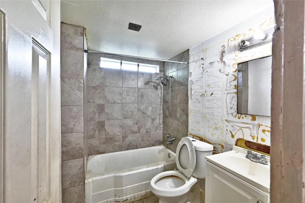 314 King Street Houston, TX 77022
