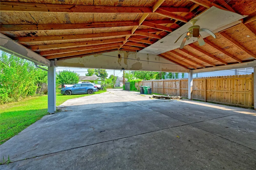 314 King Street Houston, TX 77022