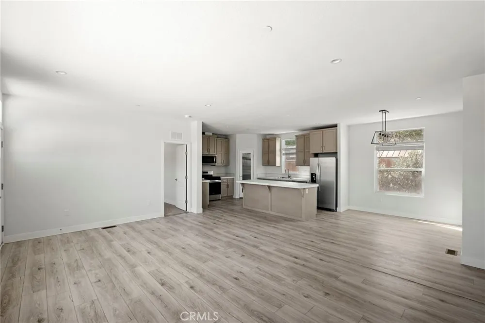 31613 Allen Homeland, CA 92548