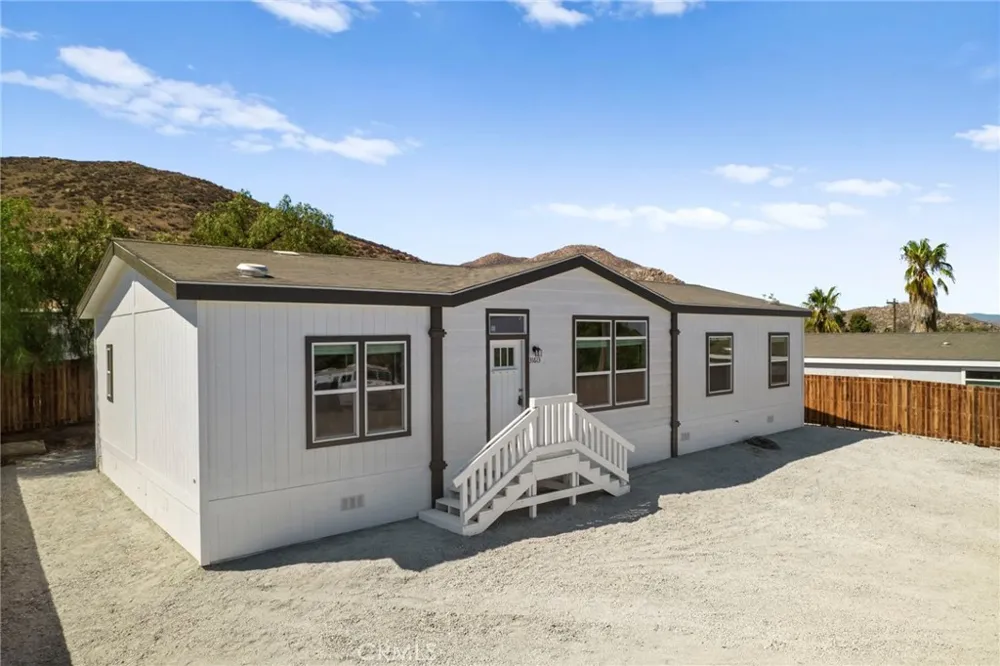 31613 Allen Homeland, CA 92548