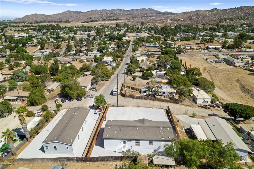 31613 Allen Homeland, CA 92548