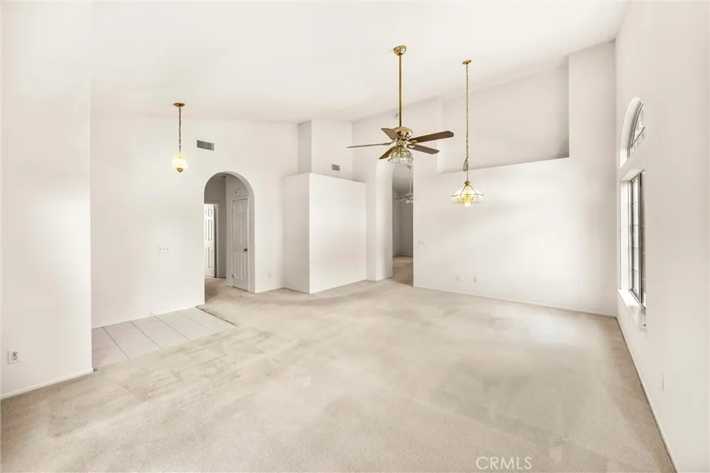 31619 Calle Barcaldo Temecula, CA 92592