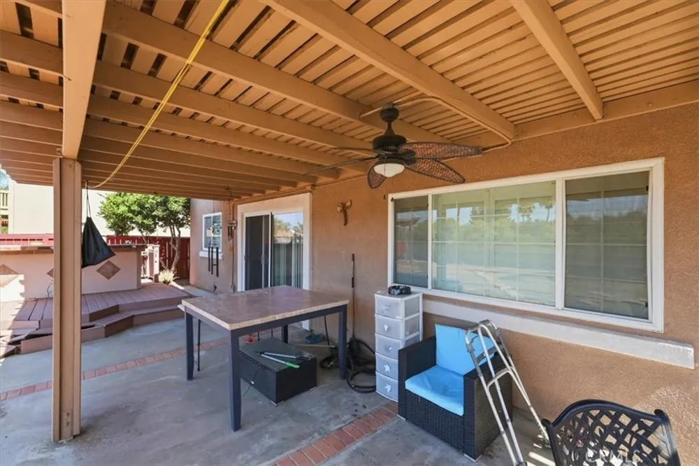 42145 Delmonte Temecula, CA 92591