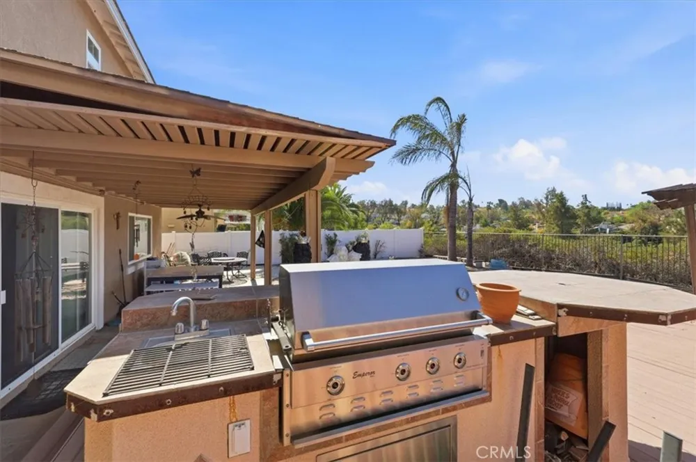 42145 Delmonte Temecula, CA 92591