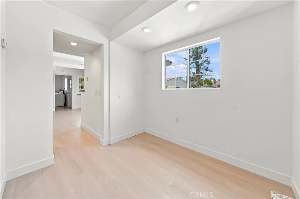 16017 Parthenia North Hills, CA 91343