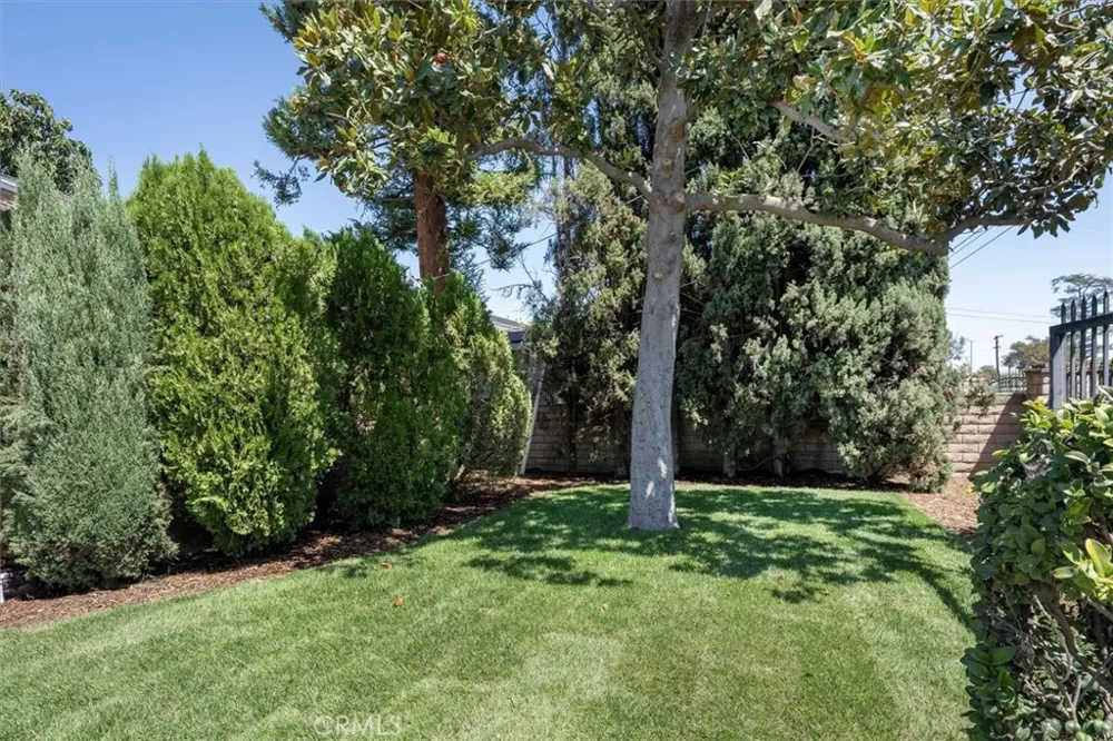 16017 Parthenia North Hills, CA 91343