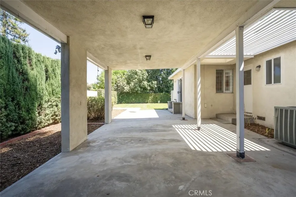 16017 Parthenia North Hills, CA 91343