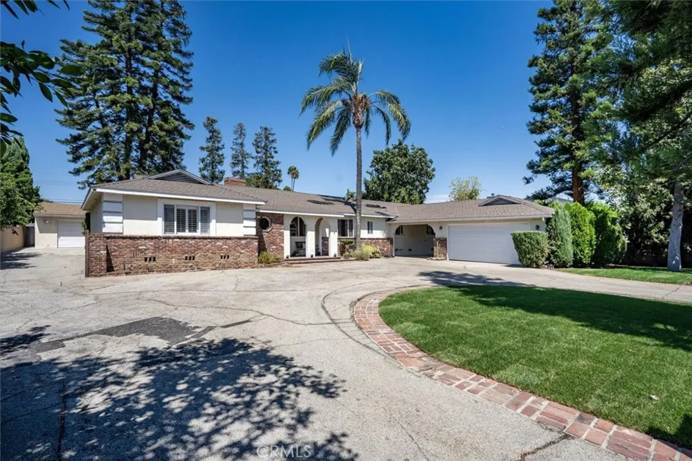 16017 Parthenia North Hills, CA 91343