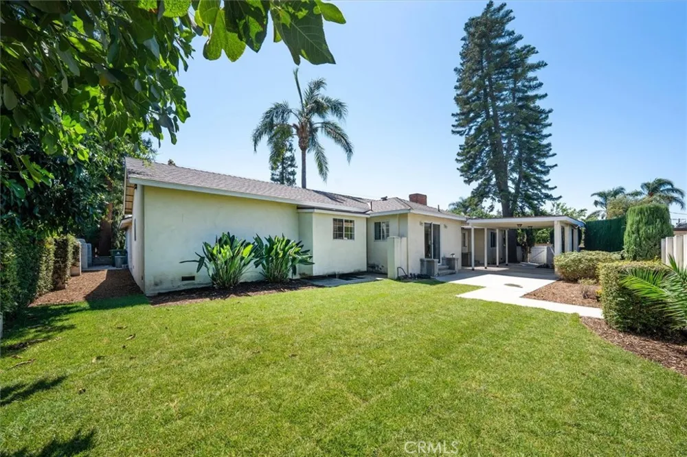 16017 Parthenia North Hills, CA 91343