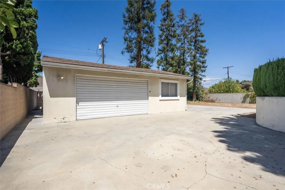 16017 Parthenia North Hills, CA 91343
