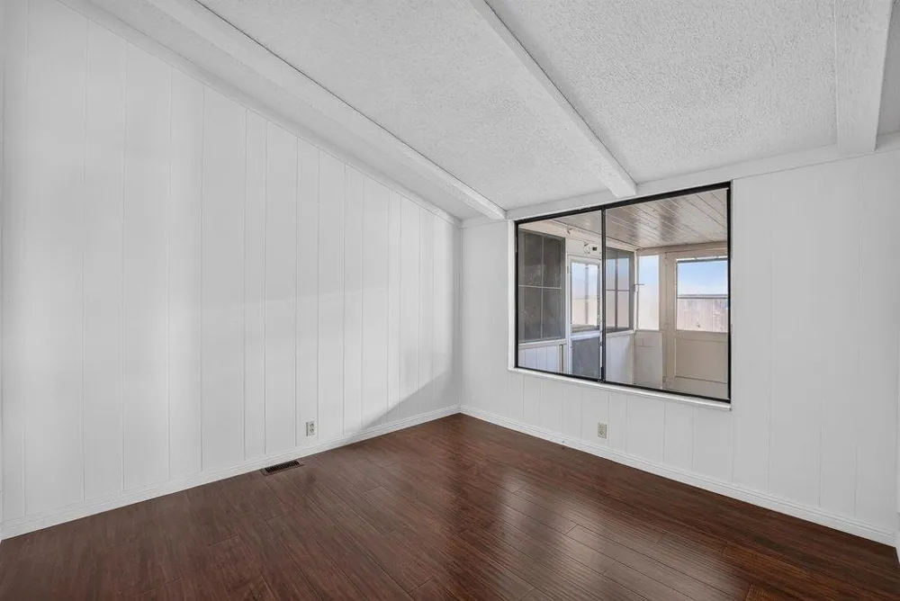 1 Crespi Way #1 Watsonville, CA 95076