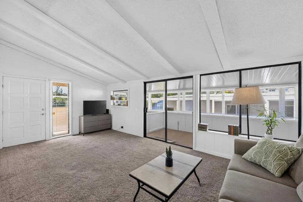 1 Crespi Way #1 Watsonville, CA 95076