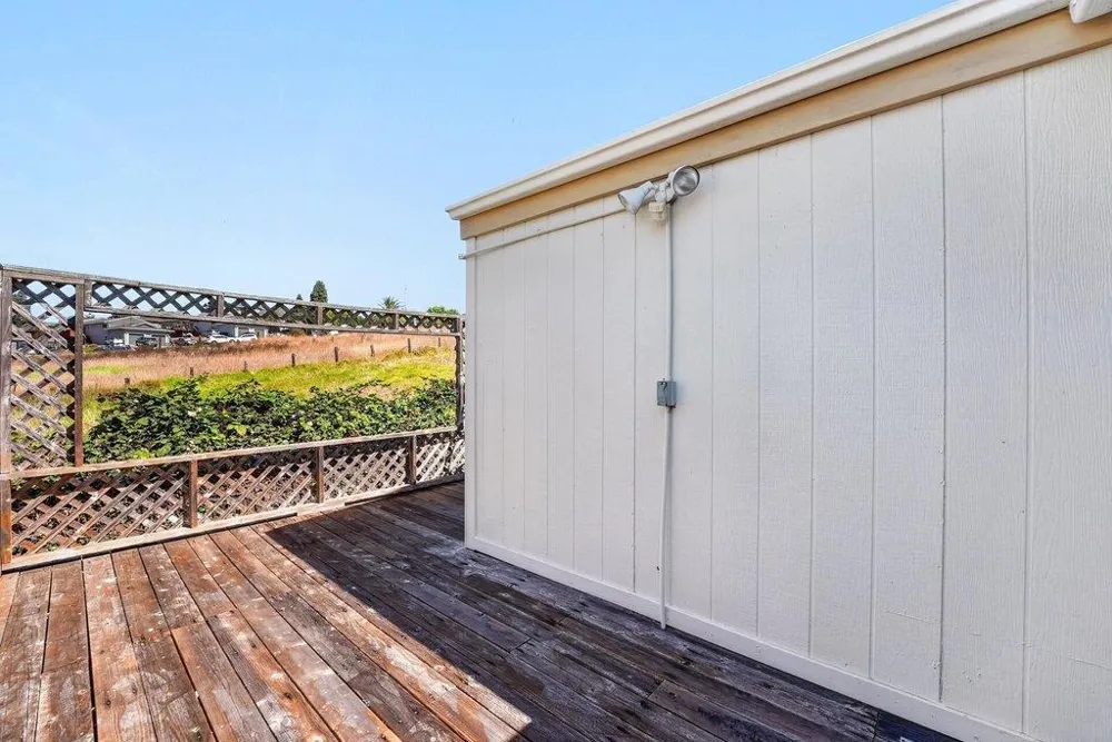 1 Crespi Way #1 Watsonville, CA 95076