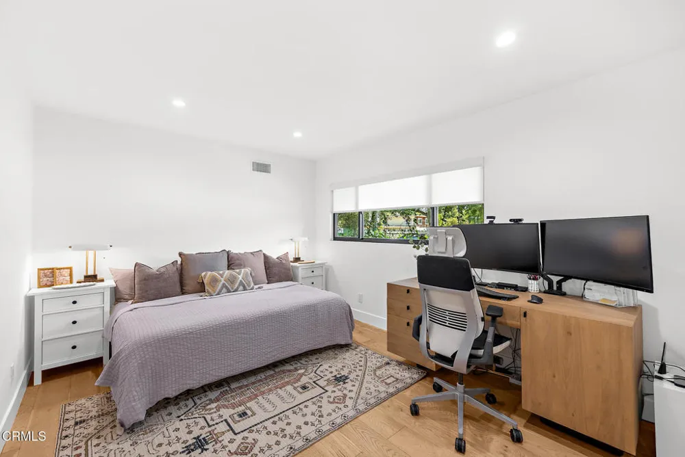 1201 Altadena Drive Pasadena, CA 91107