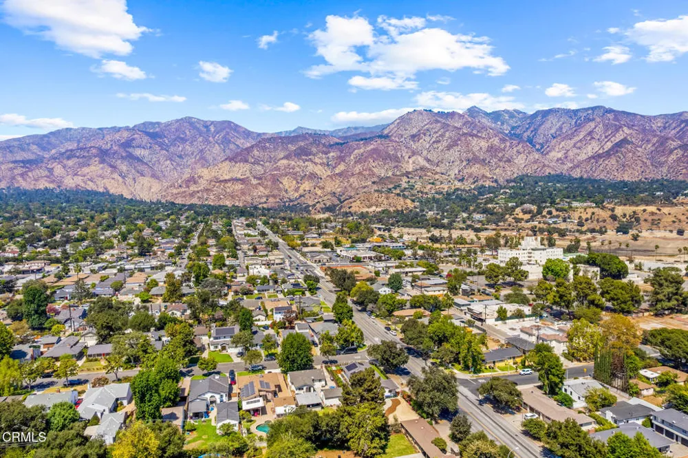 1201 Altadena Drive Pasadena, CA 91107