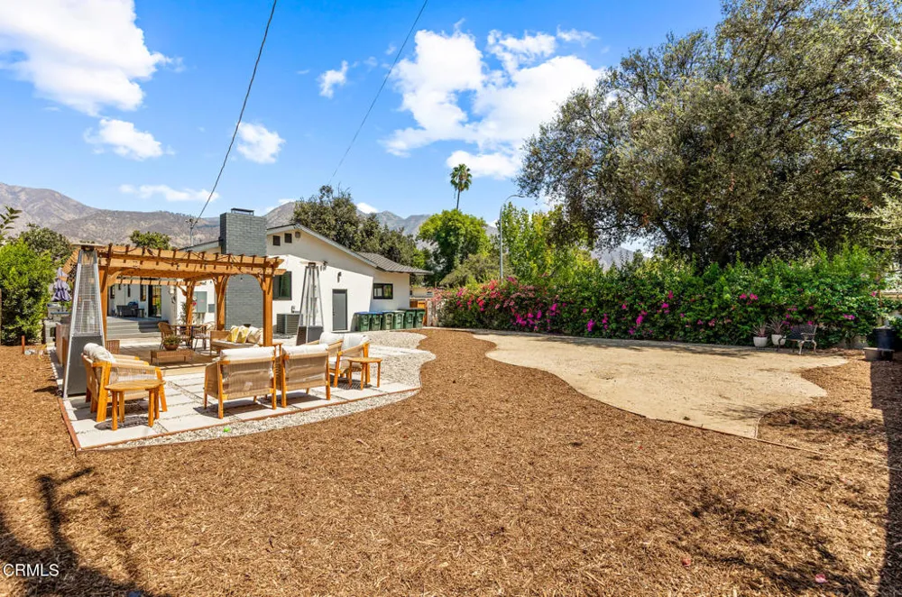 1201 Altadena Drive Pasadena, CA 91107