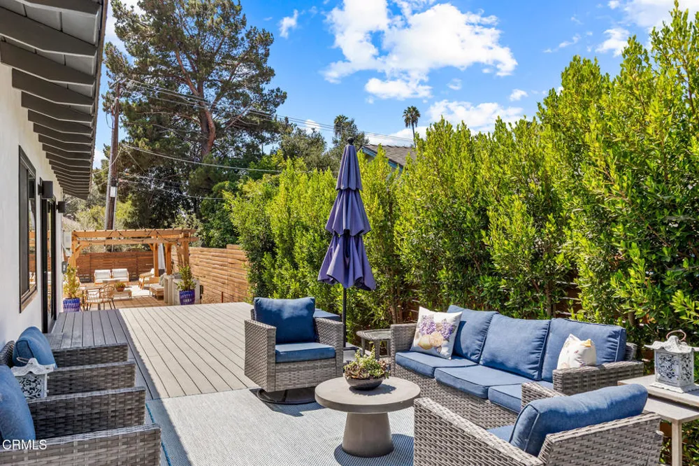 1201 Altadena Drive Pasadena, CA 91107
