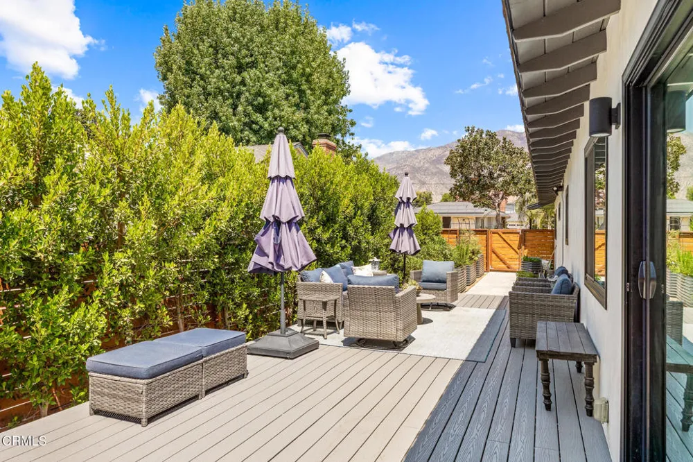 1201 Altadena Drive Pasadena, CA 91107