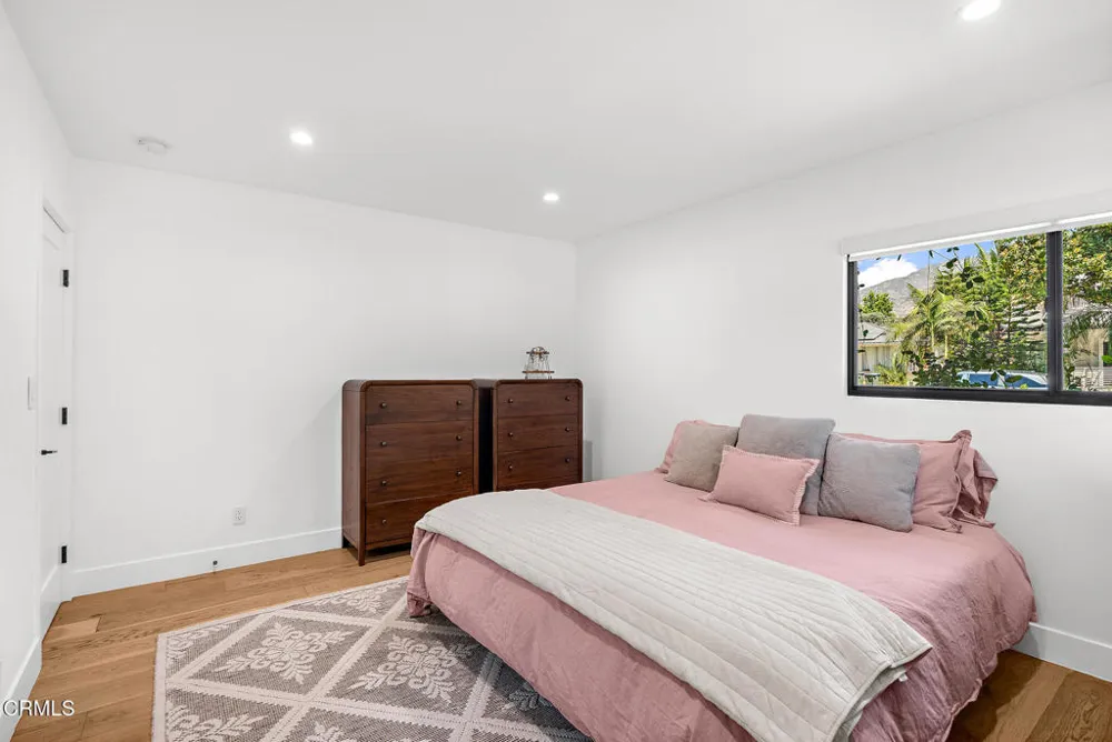 1201 Altadena Drive Pasadena, CA 91107