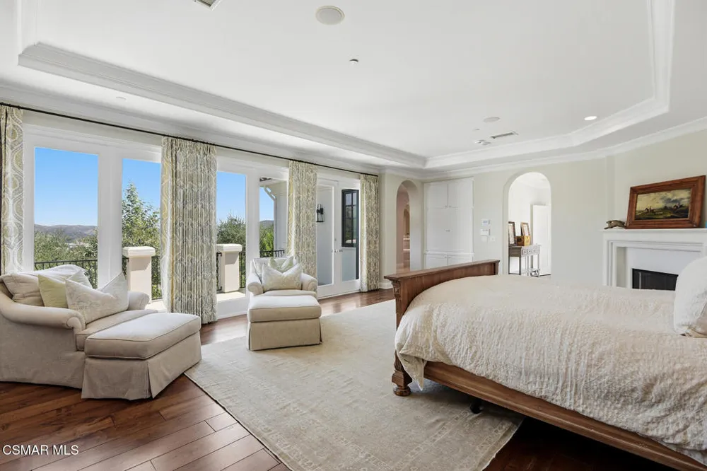3039 Faringford Road Thousand Oaks, CA 91361