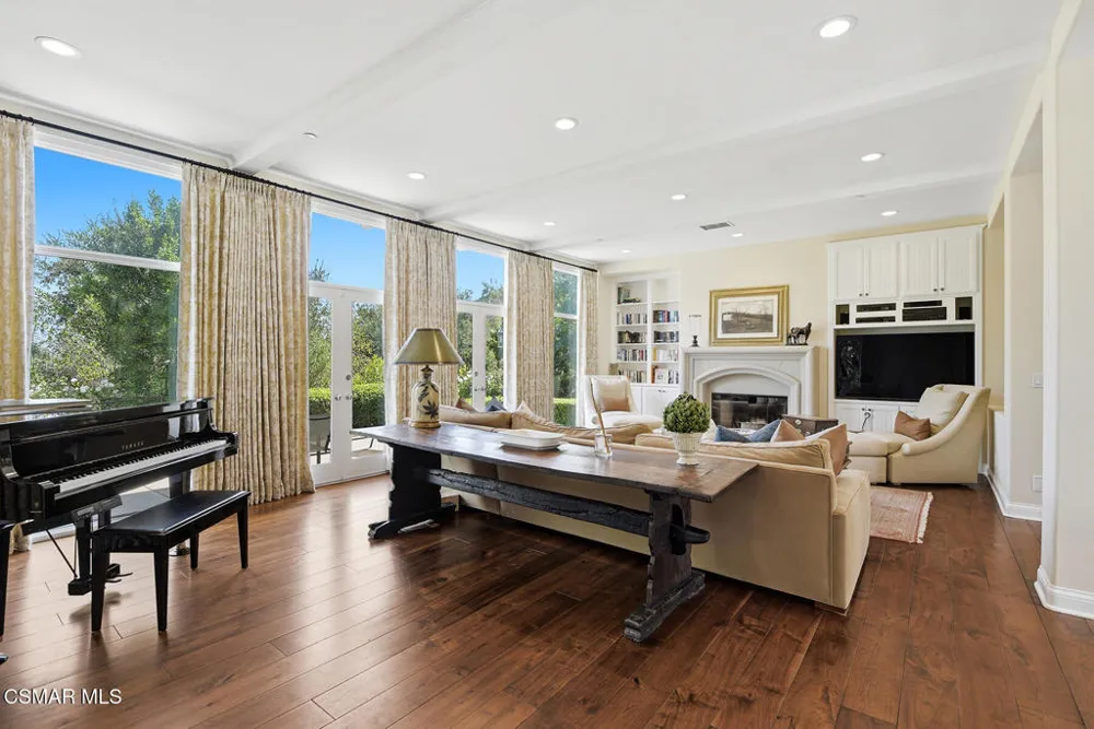 3039 Faringford Road Thousand Oaks, CA 91361