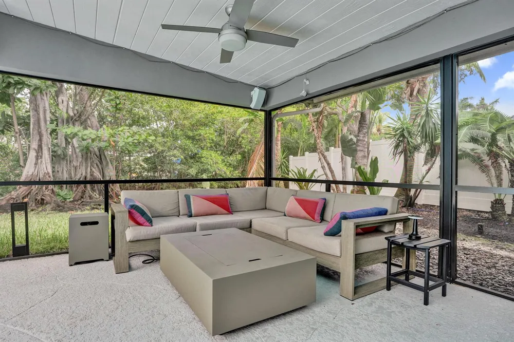 351 NW 32nd Court Oakland Park, FL 33309