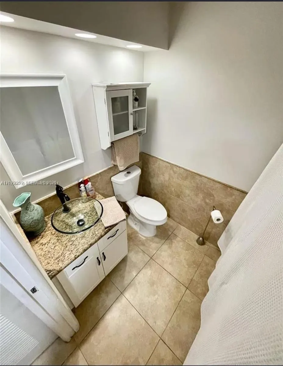 4825 SW 149th Ct #18B Miami, FL 33185