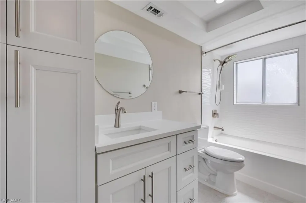 5111 Manor Court #4 Cape Coral, FL 33904