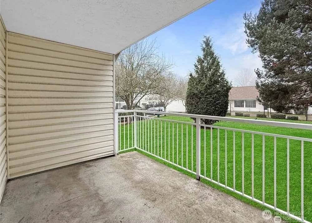 11002 SE Petrovitsky Rd #I-203 Renton, WA 98055
