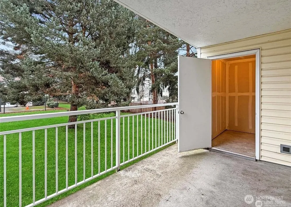 11002 SE Petrovitsky Rd #I-203 Renton, WA 98055