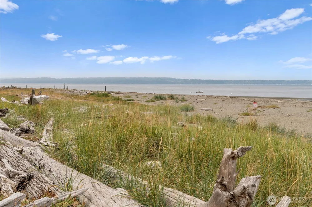 3327 Burley Road Clinton, WA 98236