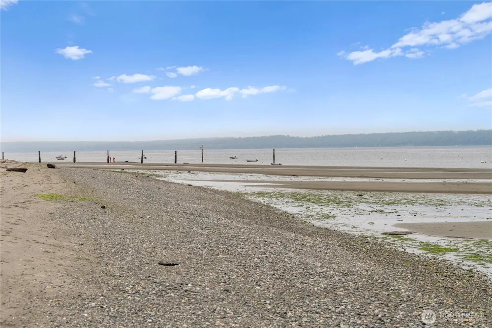 3327 Burley Road Clinton, WA 98236