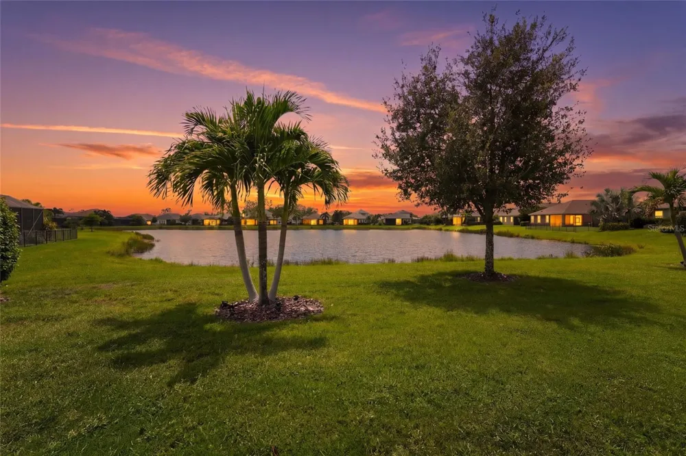 5353 BENTGRASS WAY Lakewood Ranch, FL 34211