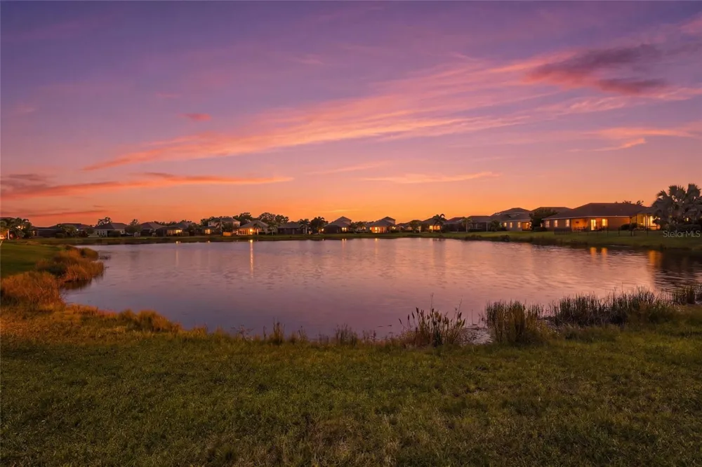 5353 BENTGRASS WAY Lakewood Ranch, FL 34211