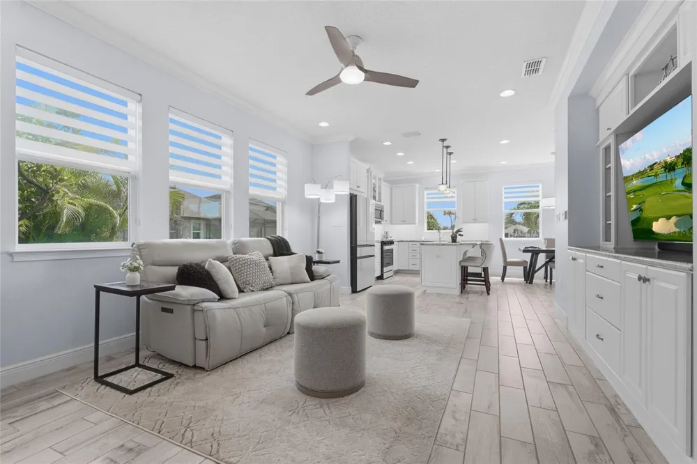 5353 BENTGRASS WAY Lakewood Ranch, FL 34211